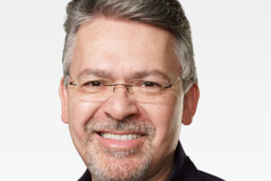 アップル、AI戦略の重要人物ジョン・ジアナンドレアの退職を発表