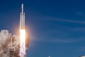 SpaceXがxAIを買収：AIと軍事技術の統合による新たな技術帝国の誕生
