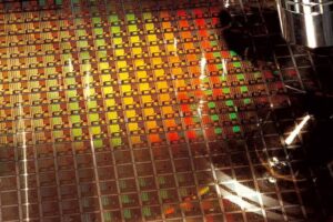 米商務省、中国Hua Hongの7nm半導体開発阻止へ輸出規制強化　AIチップ生産に影響